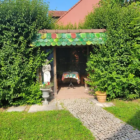 فندق مبيت وإفطار La Maison Des Cigognes